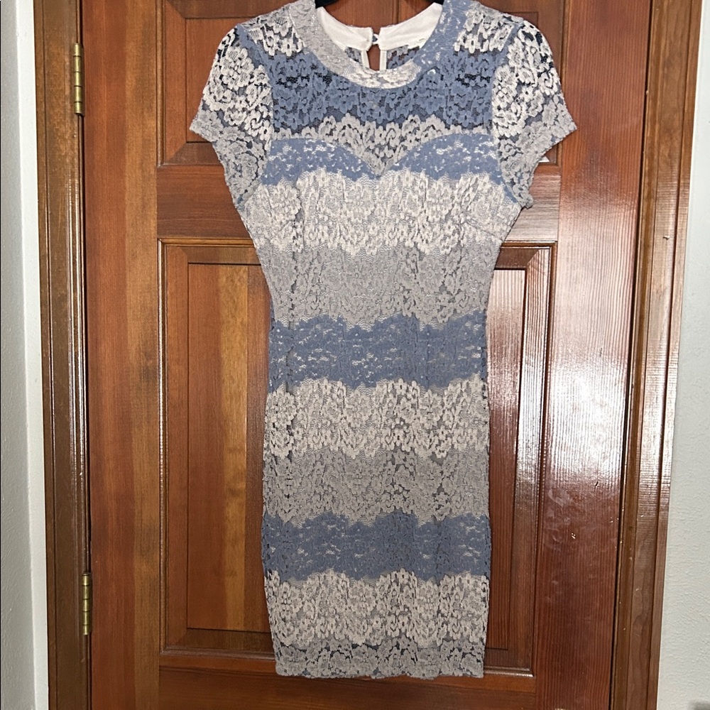 Chic Lace Mini Dress in Blue and Cream